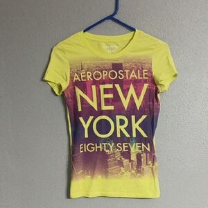 🌞 Aeropostale T-Shirt Size Medium